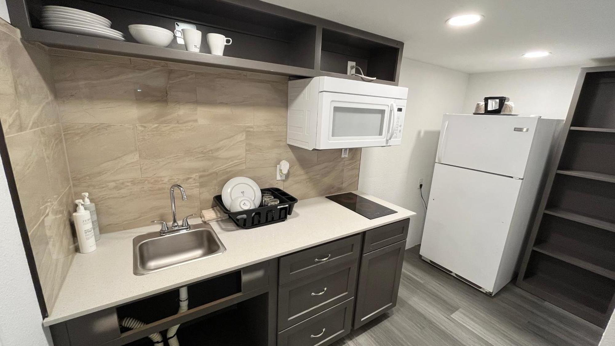 Town Place Studio Apartment Snyder Ngoại thất bức ảnh